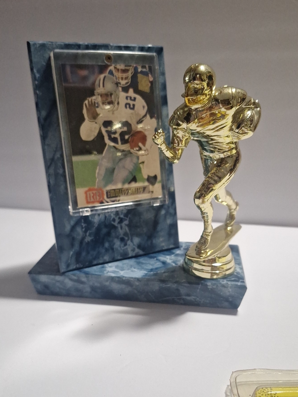 EMMIT SMITH-COWBOYS-VINTAGE COLLECTABLE DESK TOP TROPY